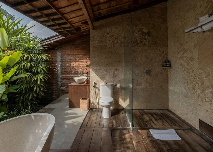 Hotel Taulan By Social Hideout 4*